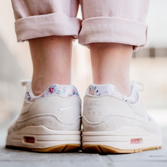 NIKE Air Max 6.5 Lmtd Edition Floral Pattern - Picture 2 of 6